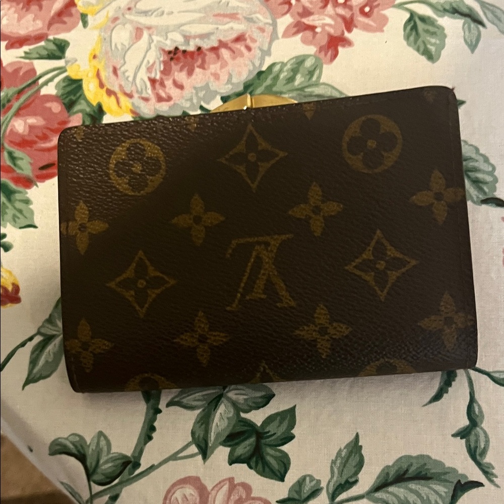 Louis Vuitton Dark Brown Monogram Card Holder - Picture 7 of 7